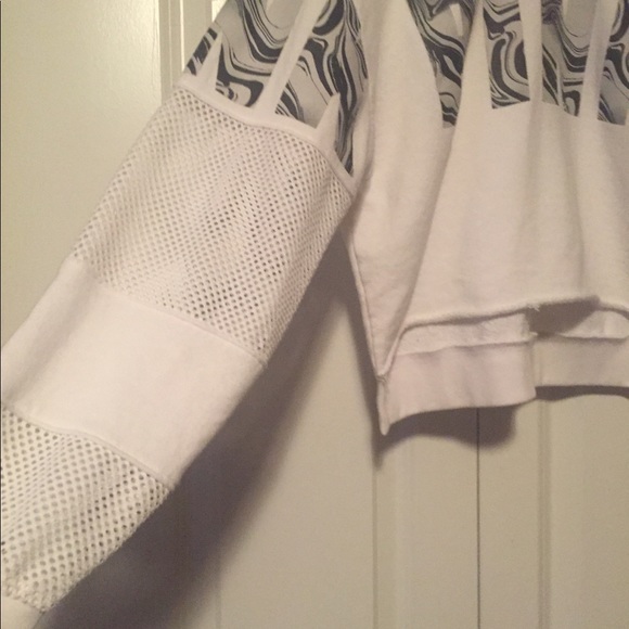 PINK hoodie pullover - Picture 2 of 4